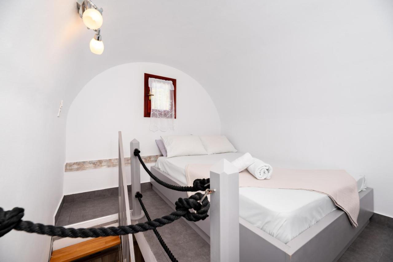 Marina'S Studios Perivolos  Dış mekan fotoğraf