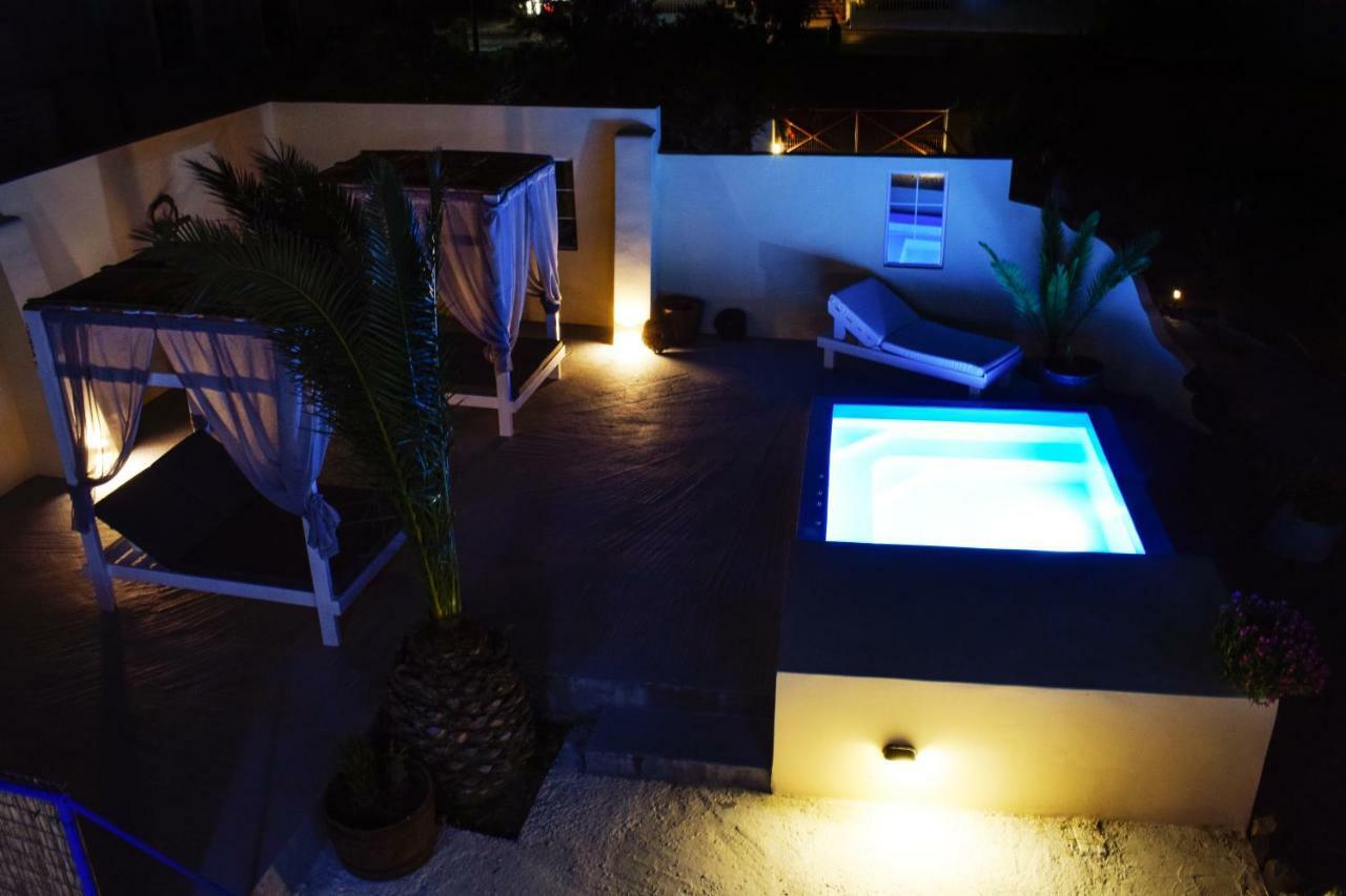 Marina'S Studios Perivolos  Dış mekan fotoğraf